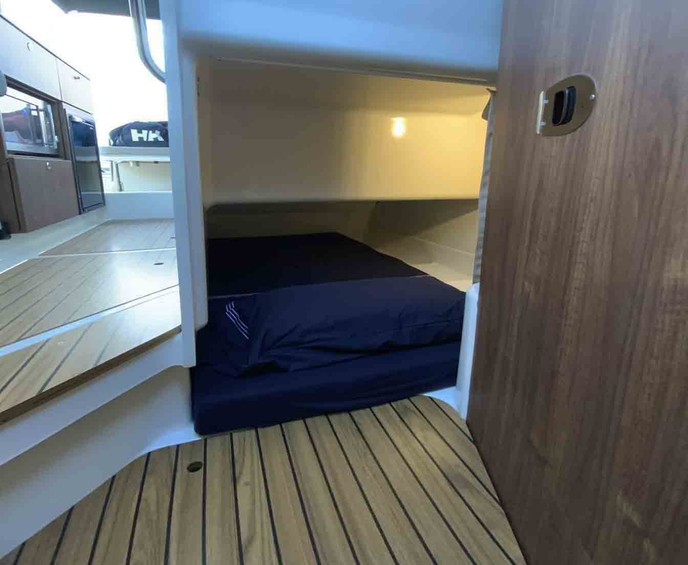 alquiler-barco-sitges-licencia-titulo-pnb-con-patron-3