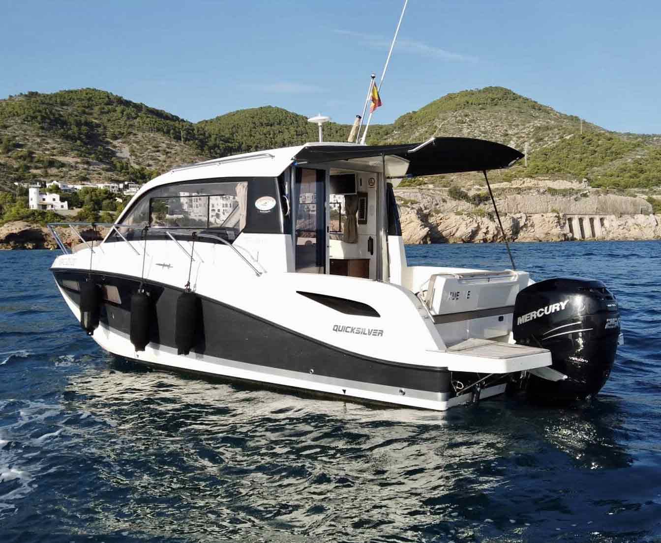 alquiler-barco-sitges-licencia-titulo-pnb-con-patron-1