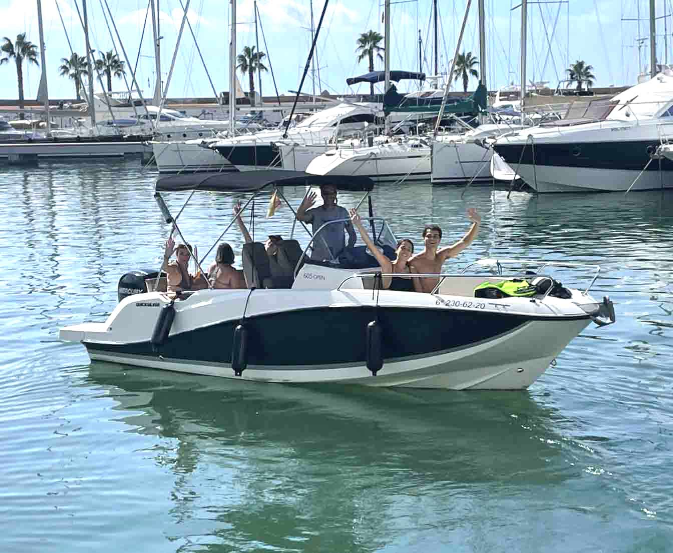 Alquiler de barcos en Sitges puerto de aiguadolç el Garraf, precios económicos